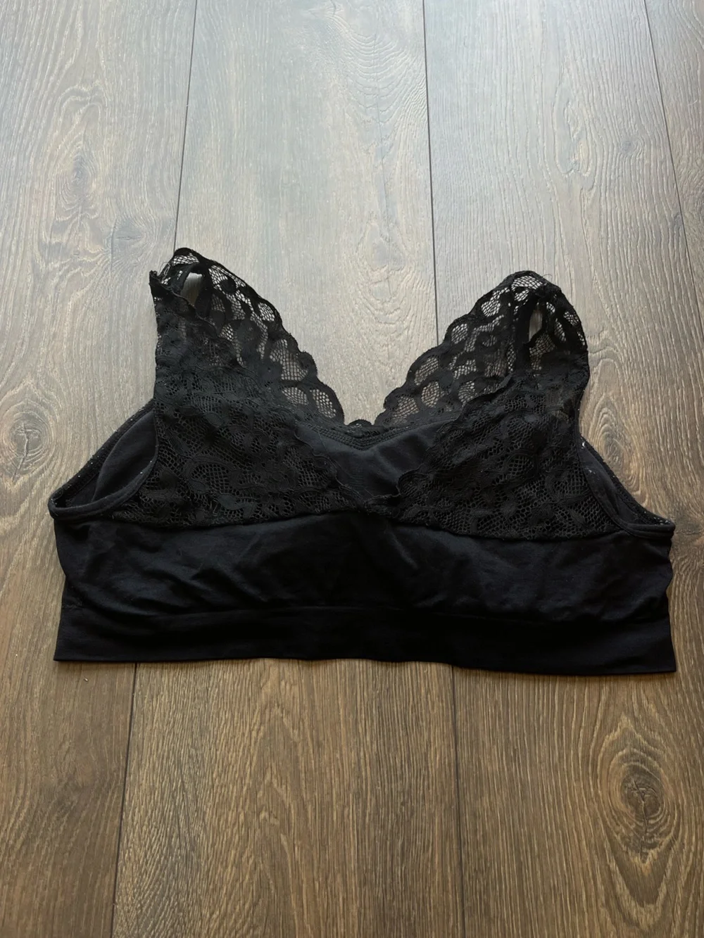 Black Lace Trim Wireless Bralette